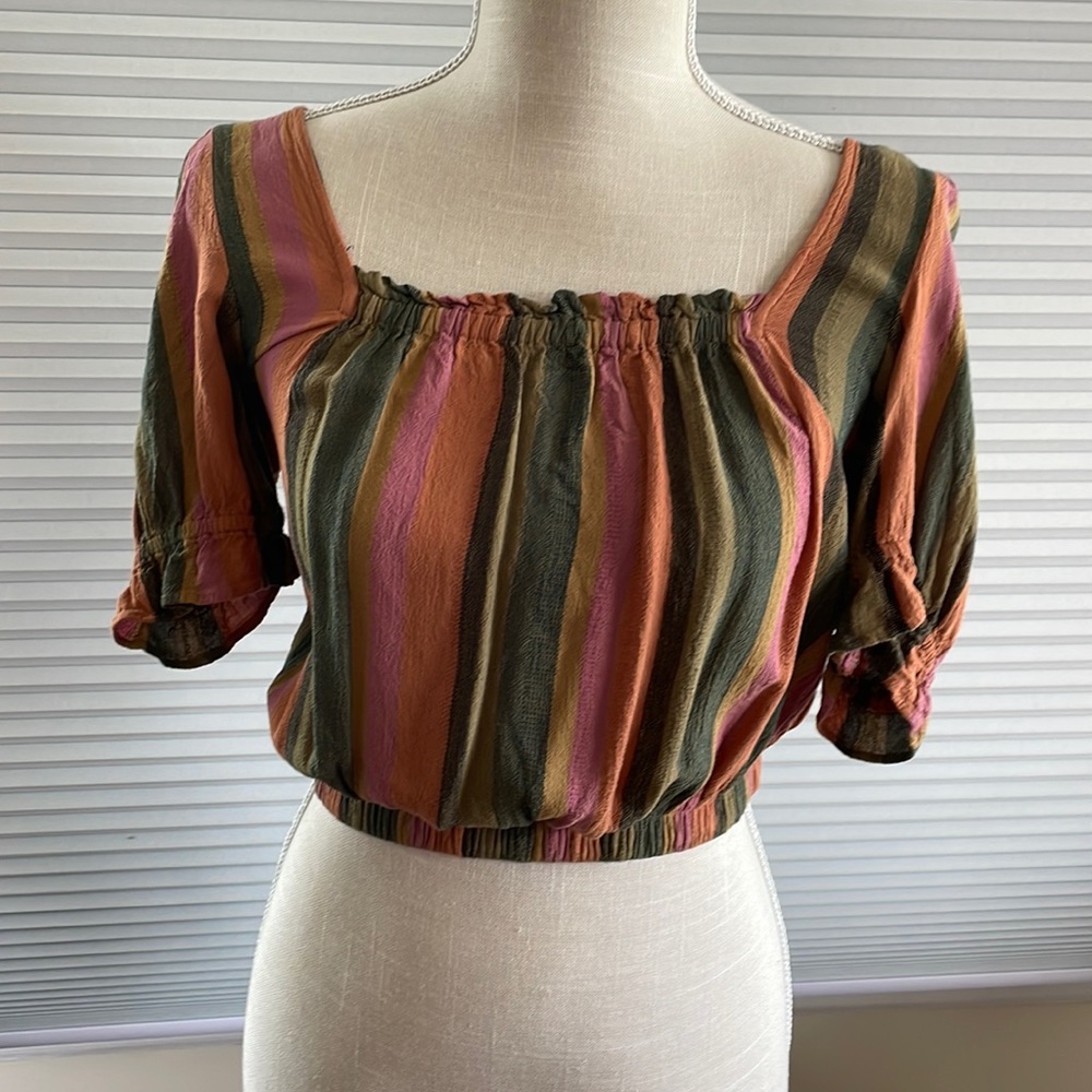 American Eagle XS crop top